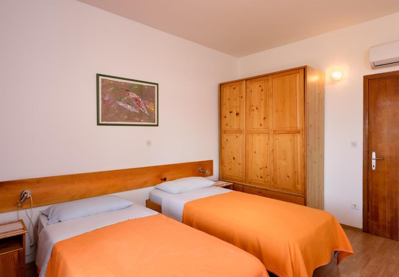 Fio'S Hotell Hvar Town Exteriör bild