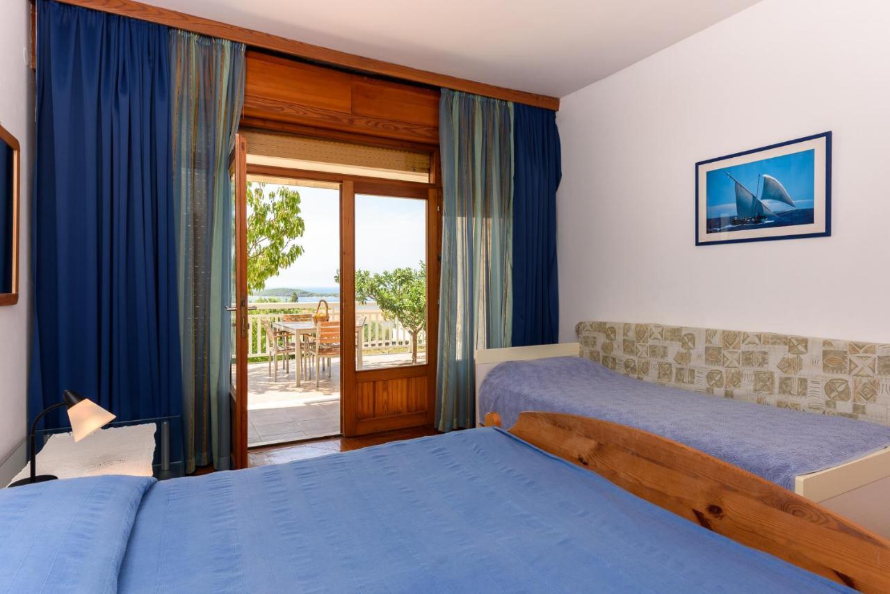 Fio'S Hotell Hvar Town Exteriör bild