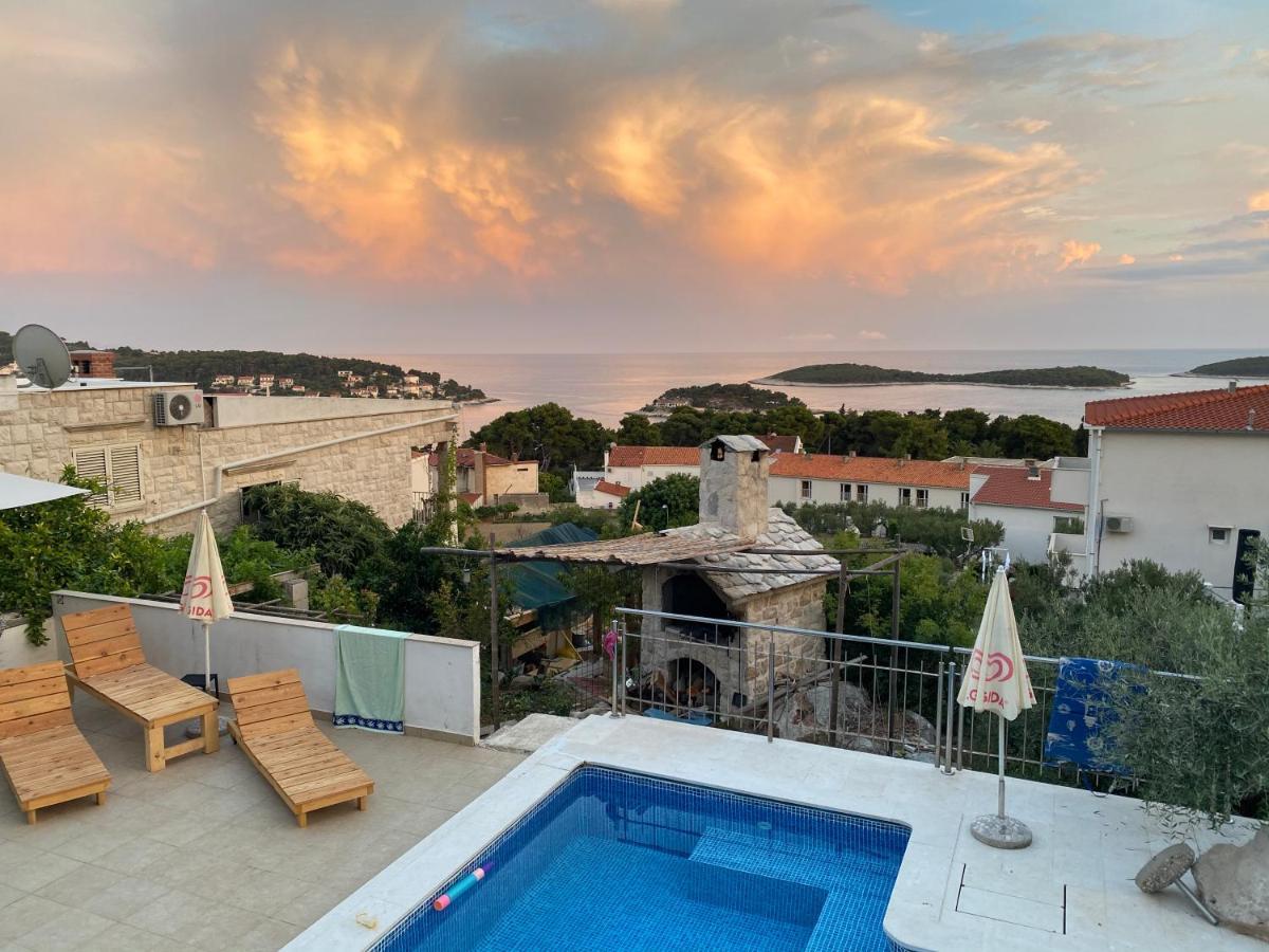 Fio'S Hotell Hvar Town Exteriör bild