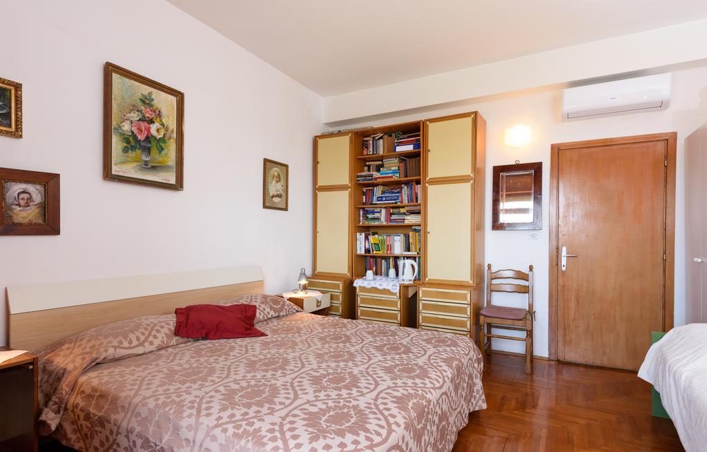 Fio'S Hotell Hvar Town Exteriör bild